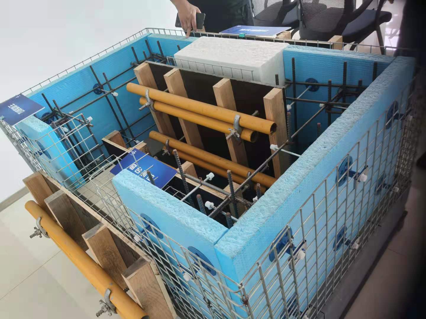 RQB保温结构一体板-保温一体板 - 上海瑞沃建材有限公司